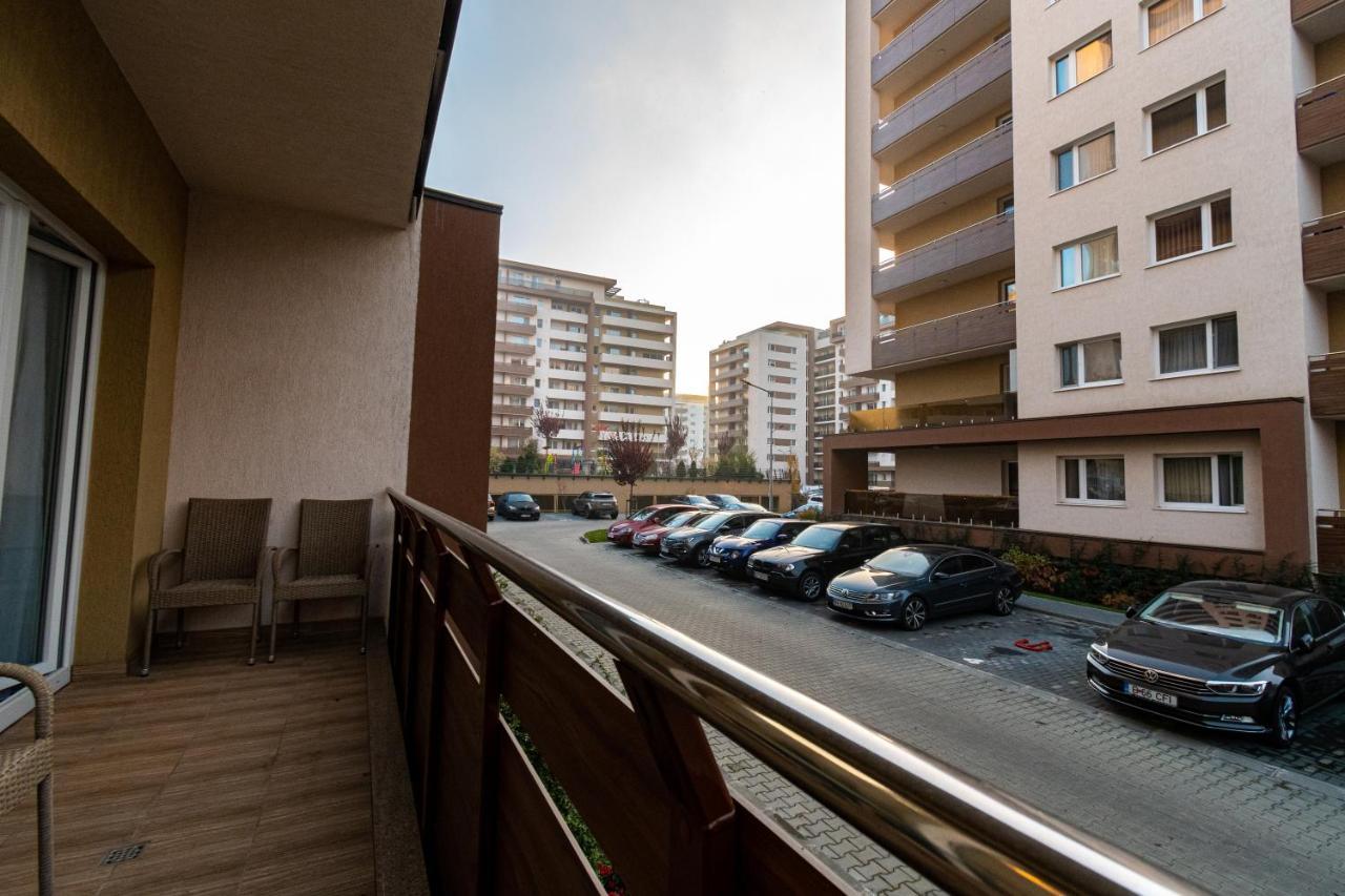 Yan Apartment - Near Mall & Free Private Parking Braşov Dış mekan fotoğraf